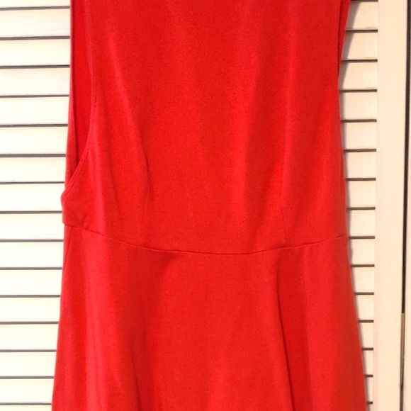 Clothing - Picture 10 of 16